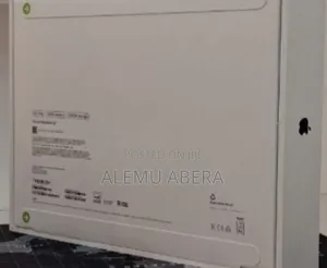 New Laptop Apple MacBook Air 2025 M4 13-Inch 16GB Apple M4 SSD 512GB