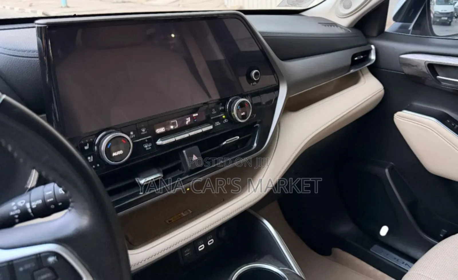 Toyota Highlander Hybrid 2024 White