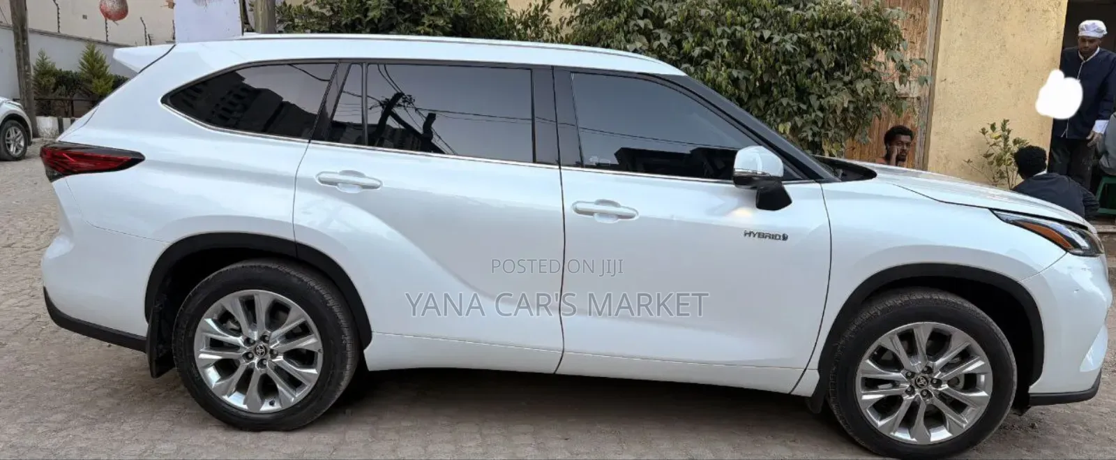 Toyota Highlander Hybrid 2024 White