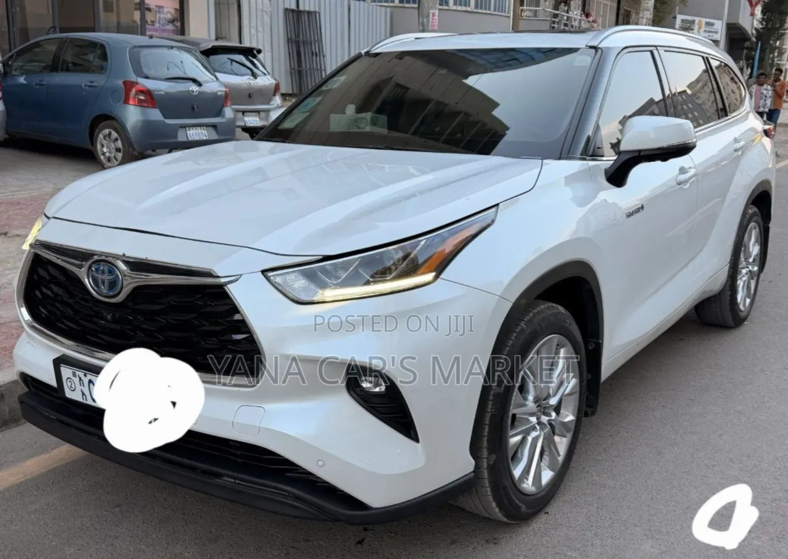 Toyota Highlander Hybrid 2024 White