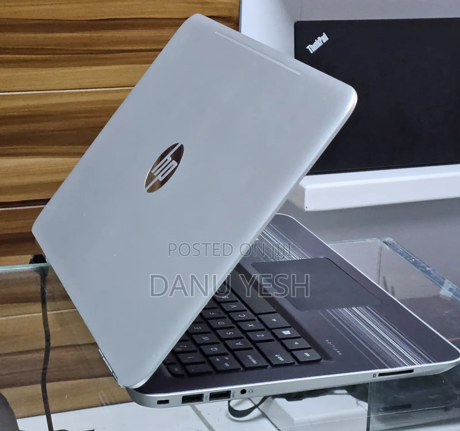 New Laptop HP Pavilion 15 8GB Intel Core I5 SSD 256GB