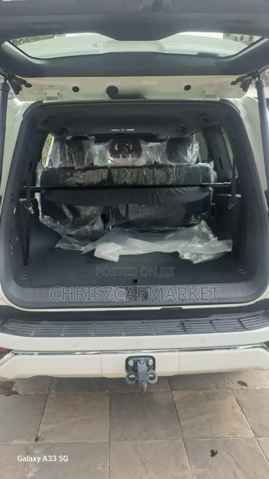 Toyota Land Cruiser LC300 2023 White