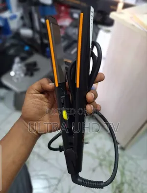 Rozia Pro Hair Straightener Model Hr-821.