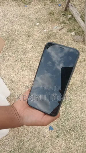 Apple iPhone 11 128 GB Black