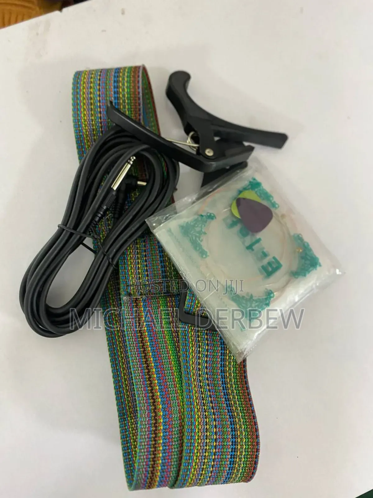 Yamaha F370 Acoustic Guitar