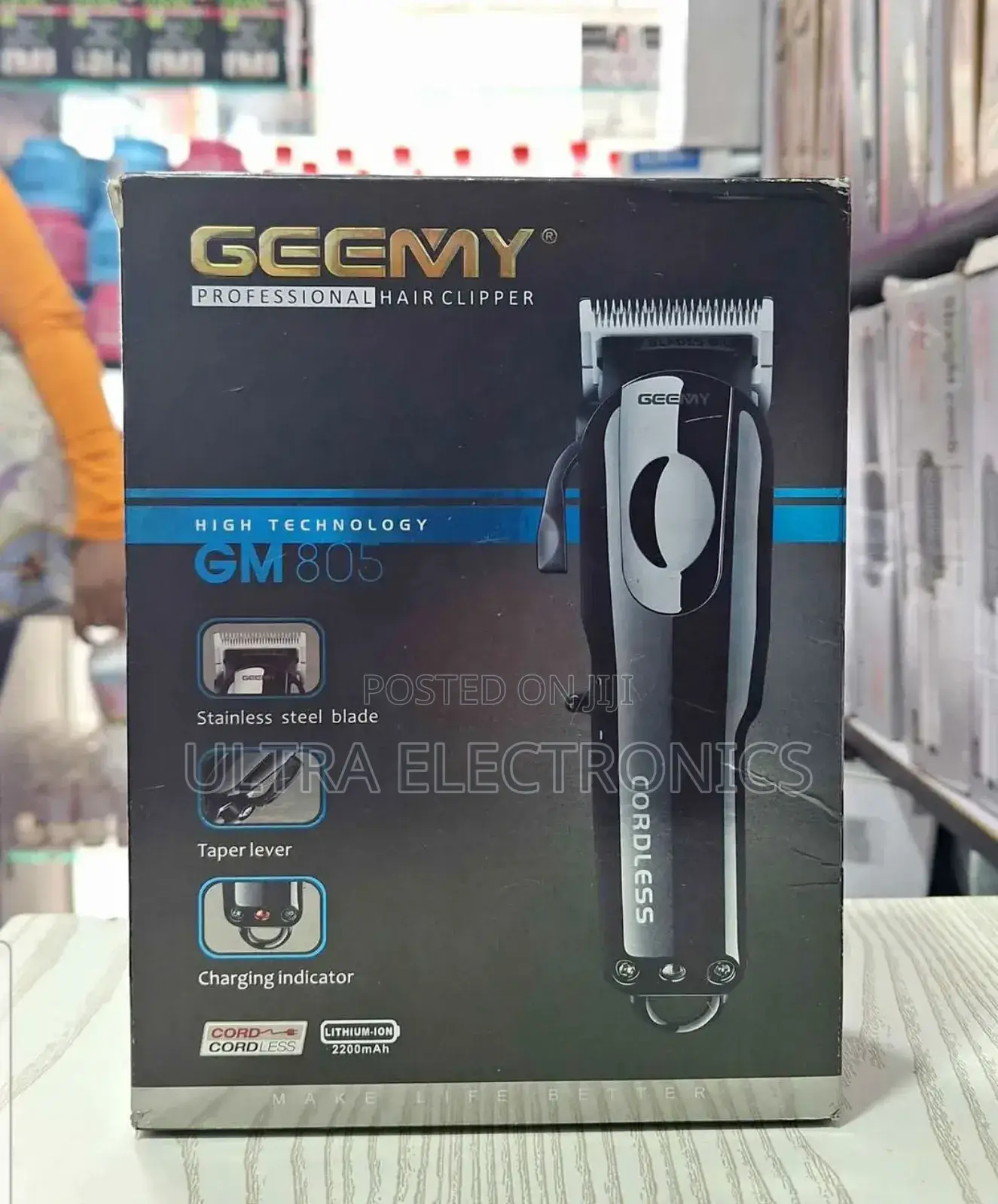የፀጉር ማሽን Geemy Professional Hair Clipper.It Features Durable Stainless