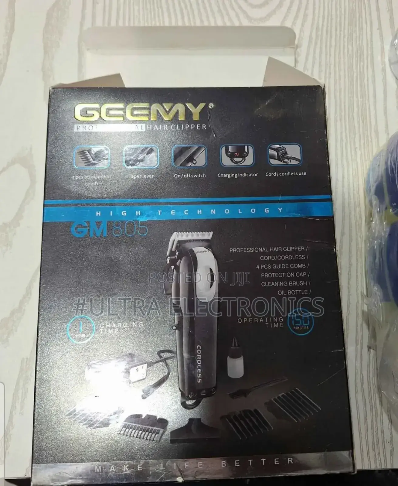 የፀጉር ማሽን Geemy Professional Hair Clipper.It Features Durable Stainless