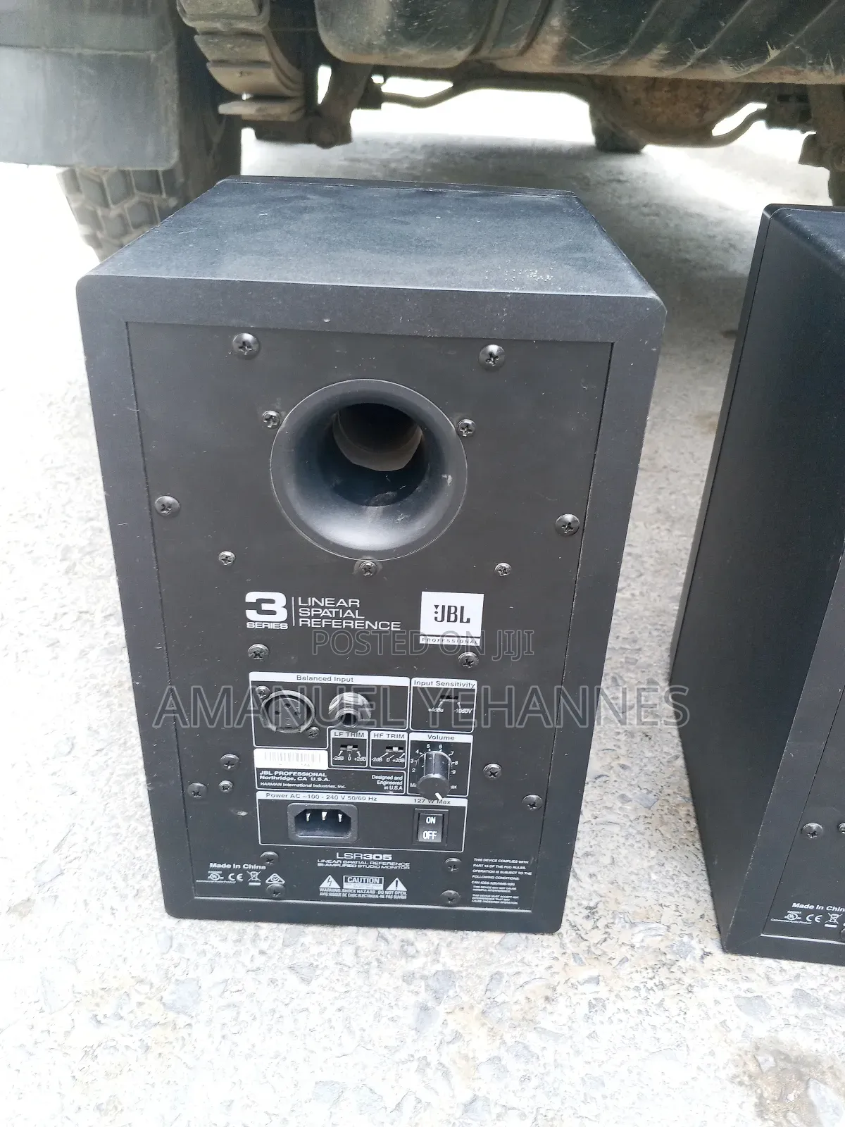 JBL Professional 3 Series Lsr305 Studio Monitor.