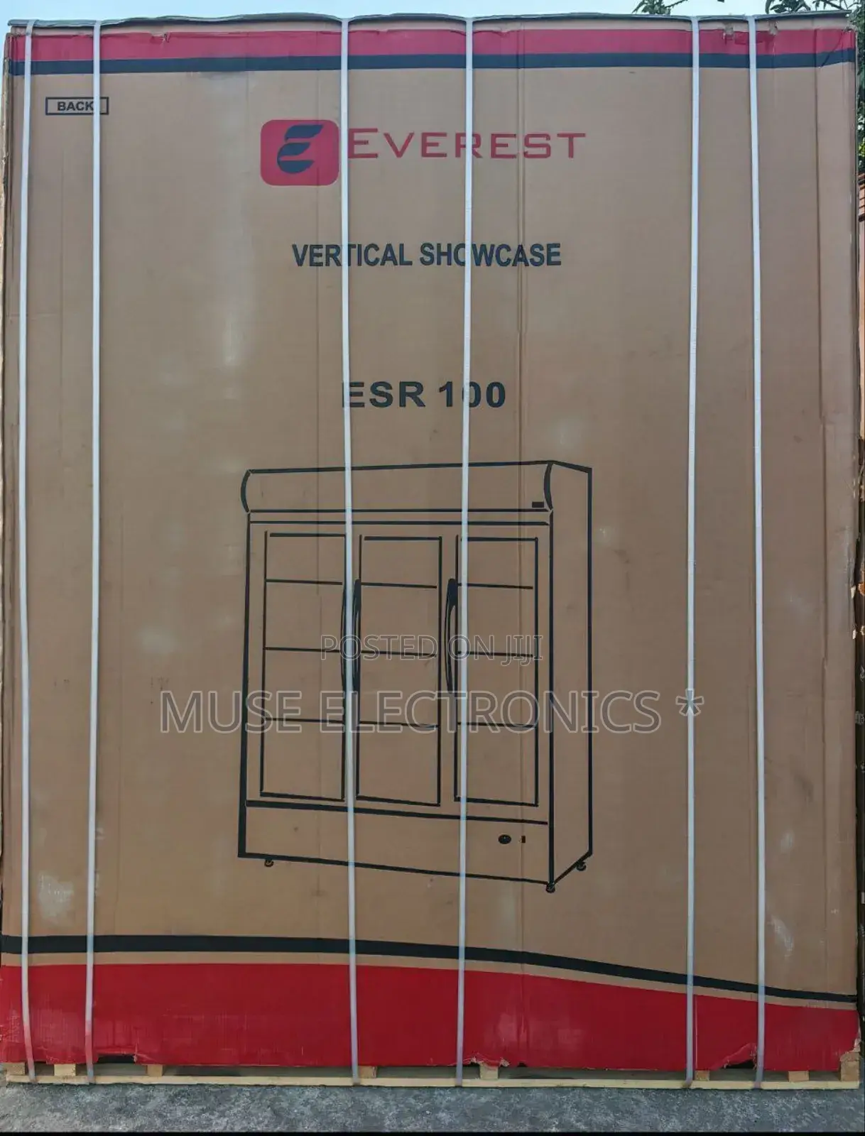 Everest Vertical Showcase 1000 Liter