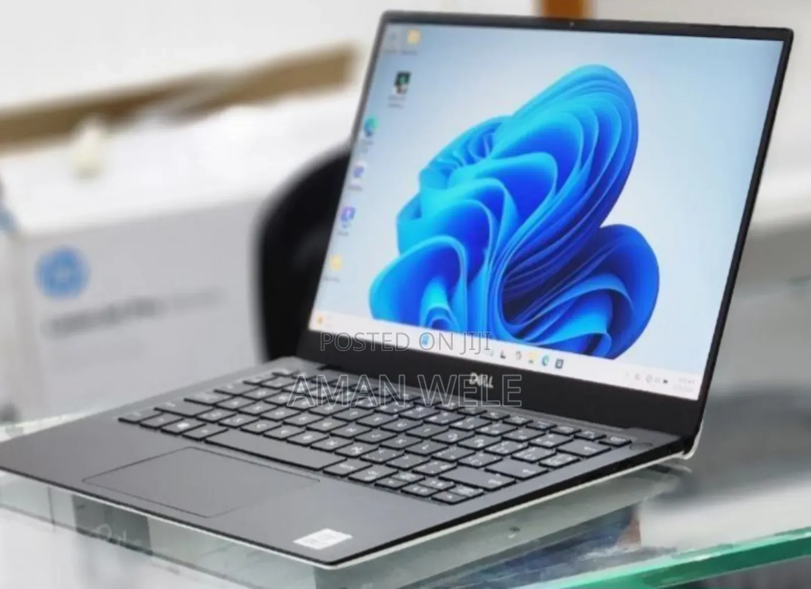 New Laptop Dell XPS 13 8GB Intel Core I7 SSD 512GB