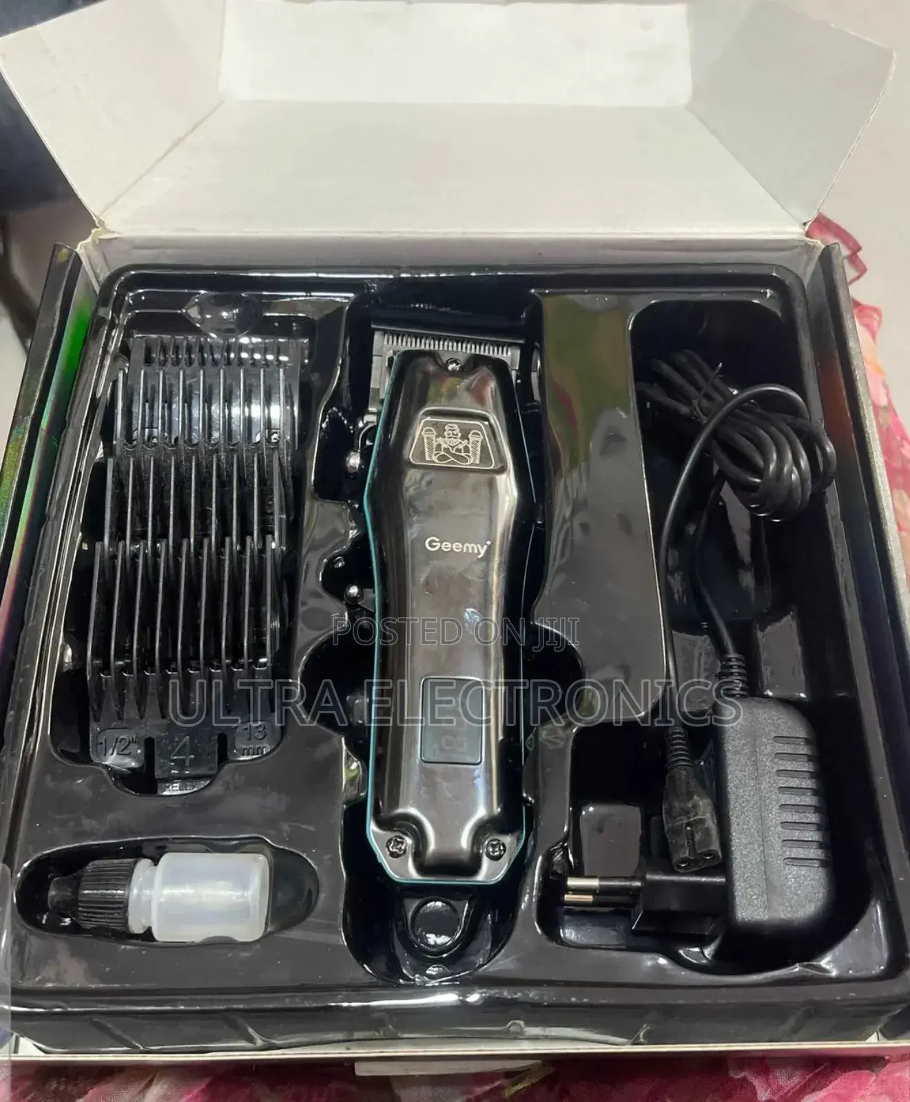 የፀጉር ማሽን Geemy Gm-6680 Rechargeable Hair Clipper It Powerful Silver
