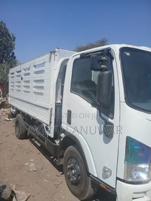 Isuzu NPR 2024 Model