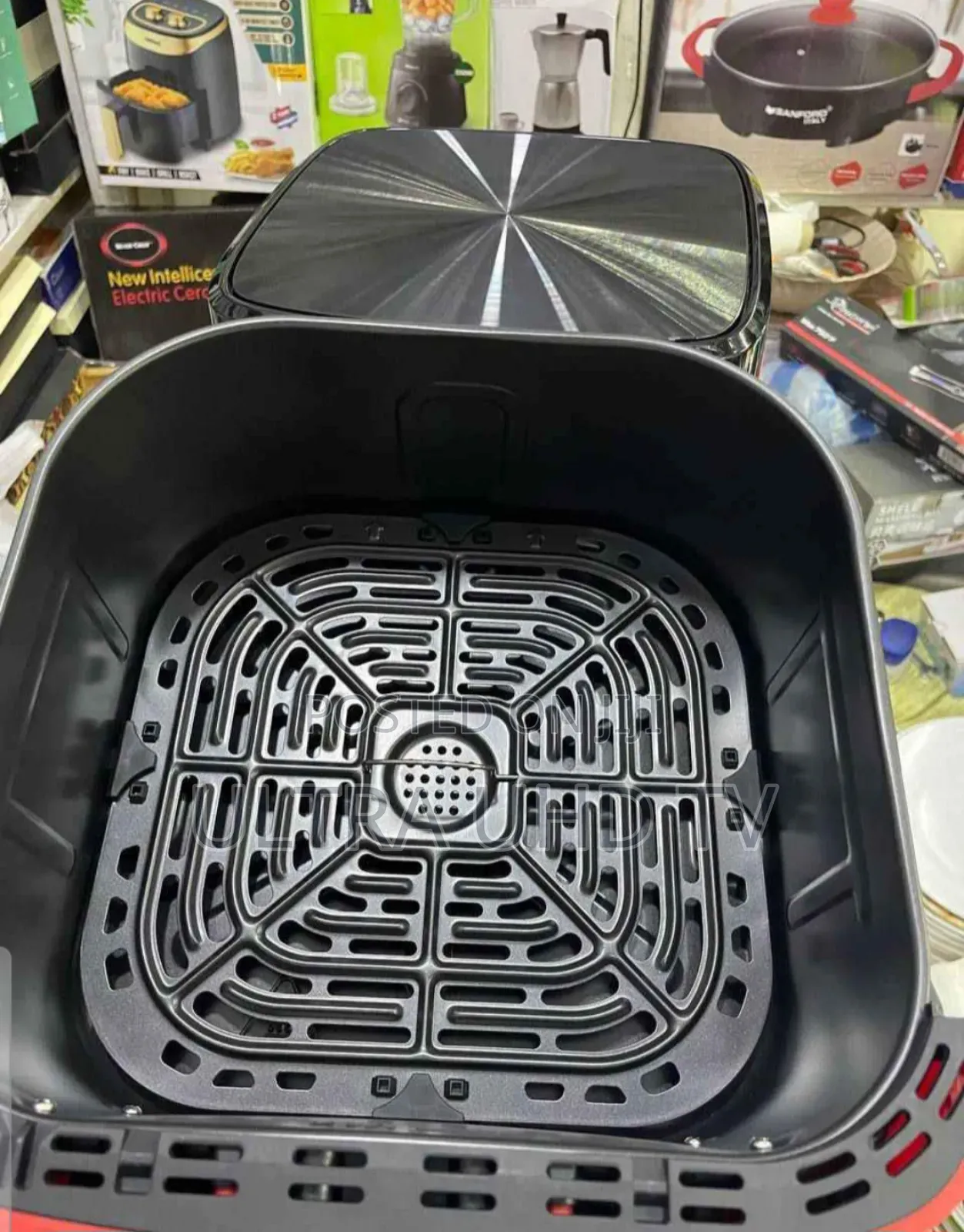 Raf Essential Air Fryer, Model R.5352. Capacity: 9 Liters