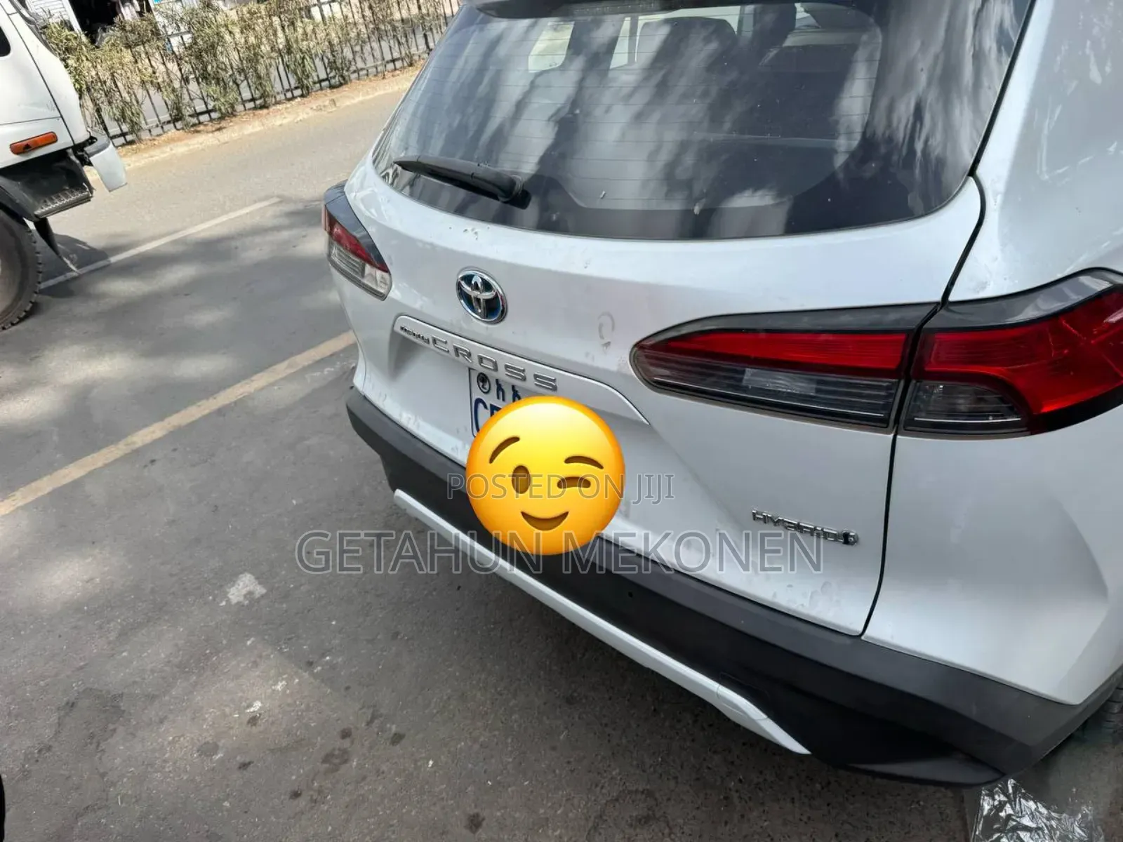 Toyota Corolla Cross Hybrid 2024 White