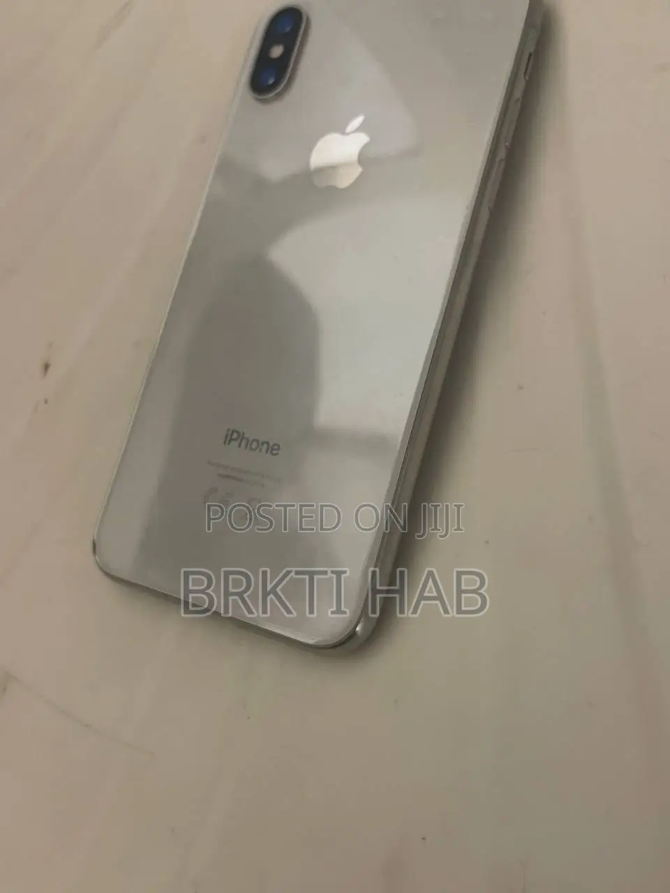 Apple iPhone X 64 GB White