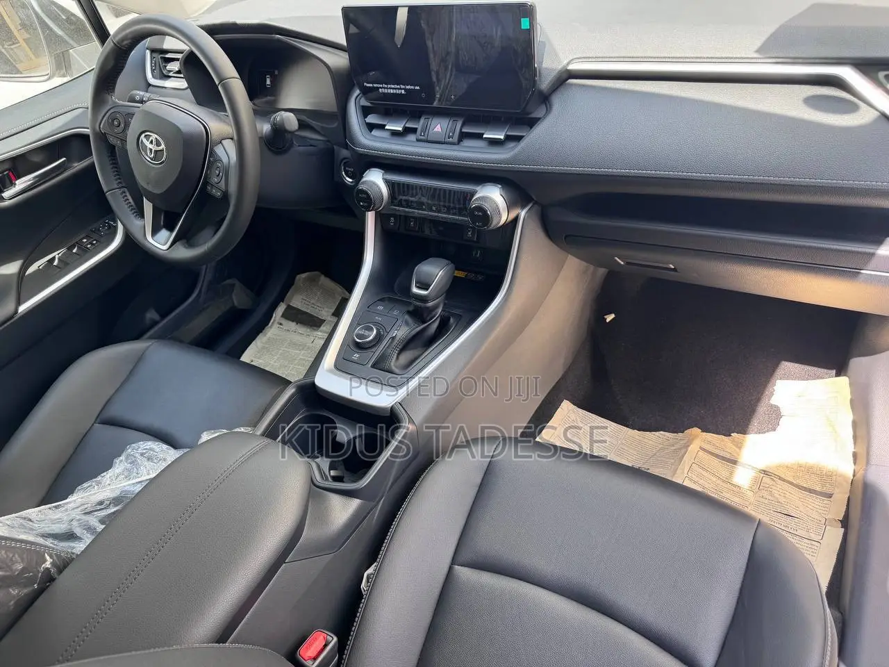 Toyota Corolla Cross Hybrid 2024 White