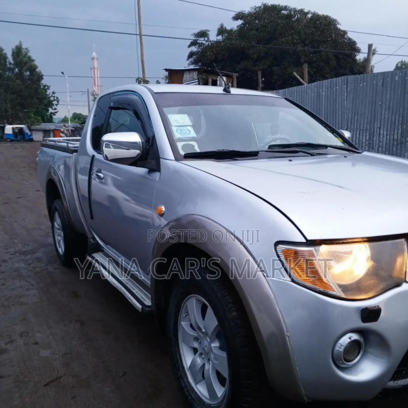 Mitsubishi L200 2007 Silver