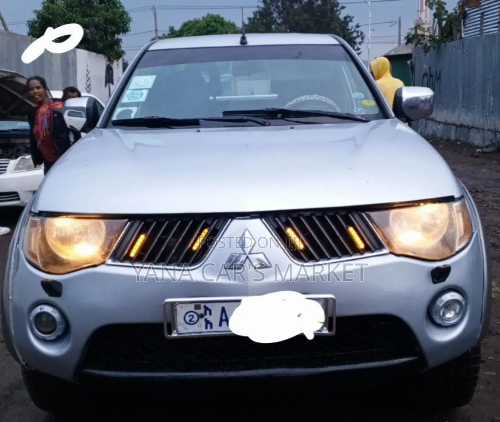 Mitsubishi L200 2007 Silver