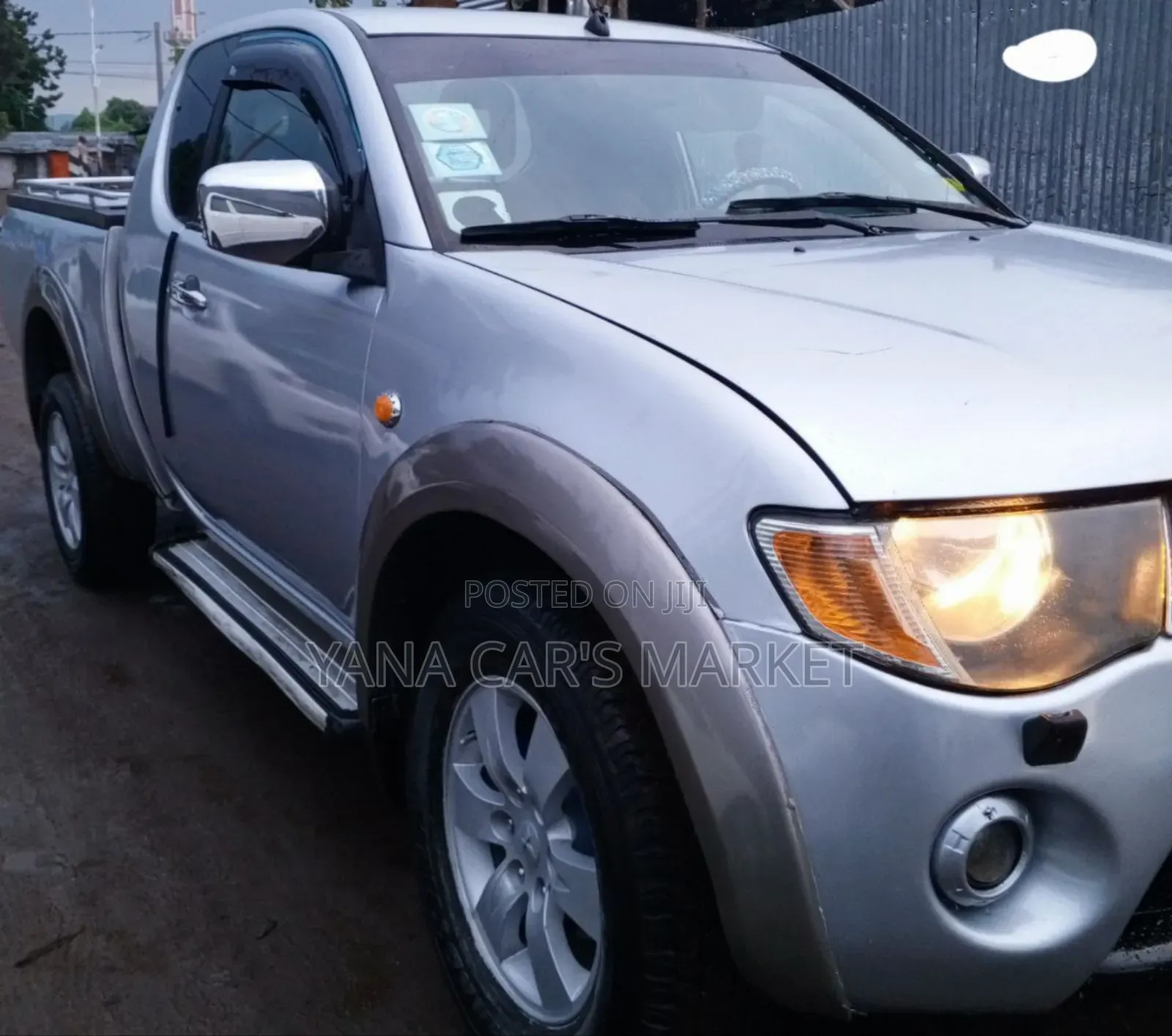 Mitsubishi L200 2007 Silver