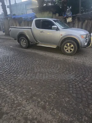 Mitsubishi L200 2007 Silver