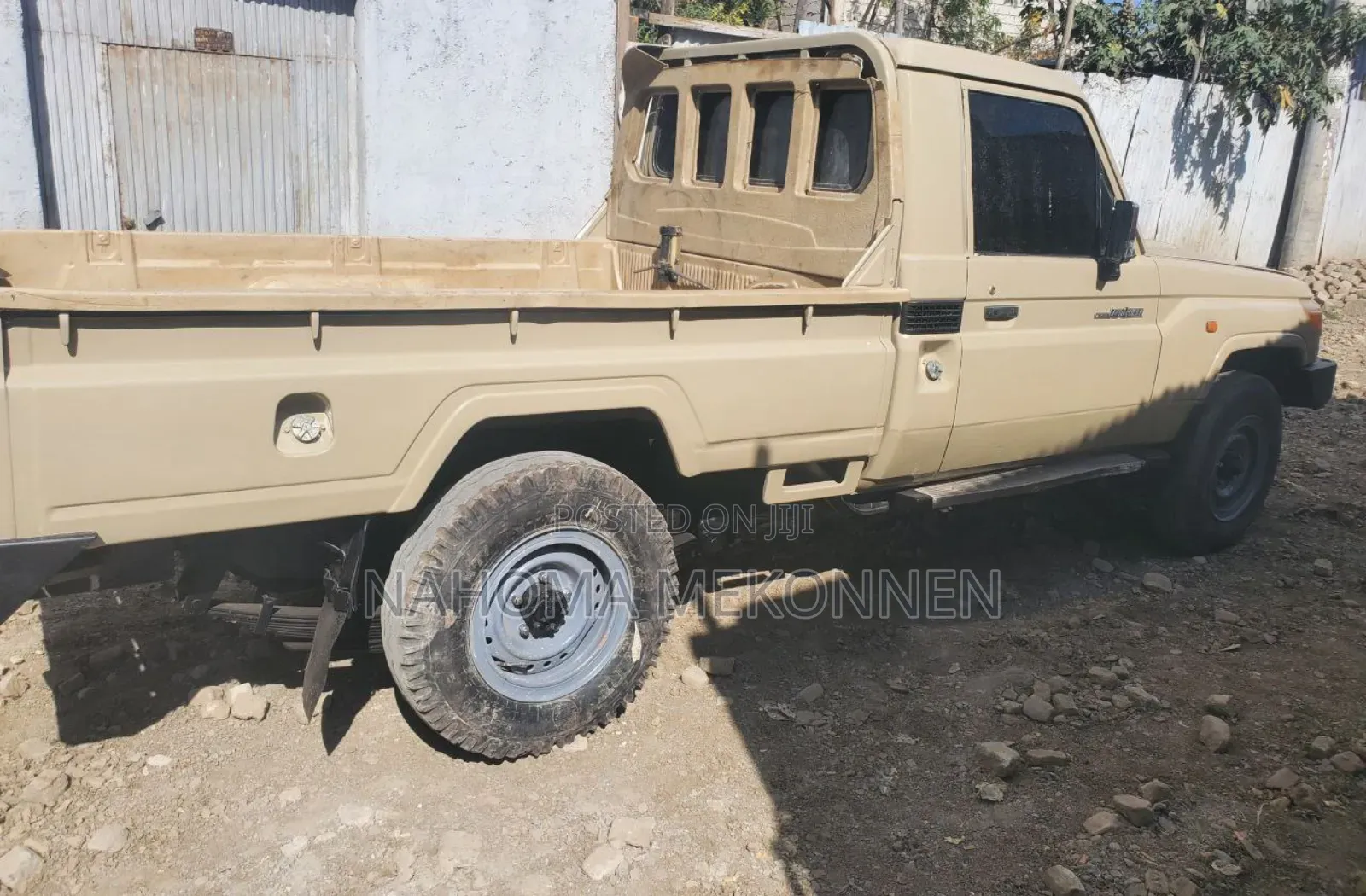 Toyota Land Cruiser 2011 Brown