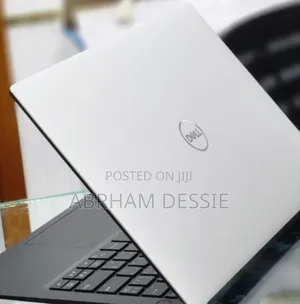 New Laptop Dell XPS 13 8GB Intel Core I7 SSD 512GB