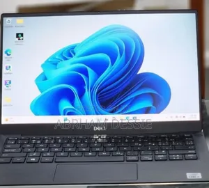 New Laptop Dell XPS 13 8GB Intel Core I7 SSD 512GB