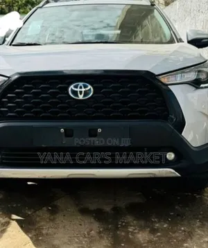 Toyota Corolla Cross Hybrid 2024 Gray