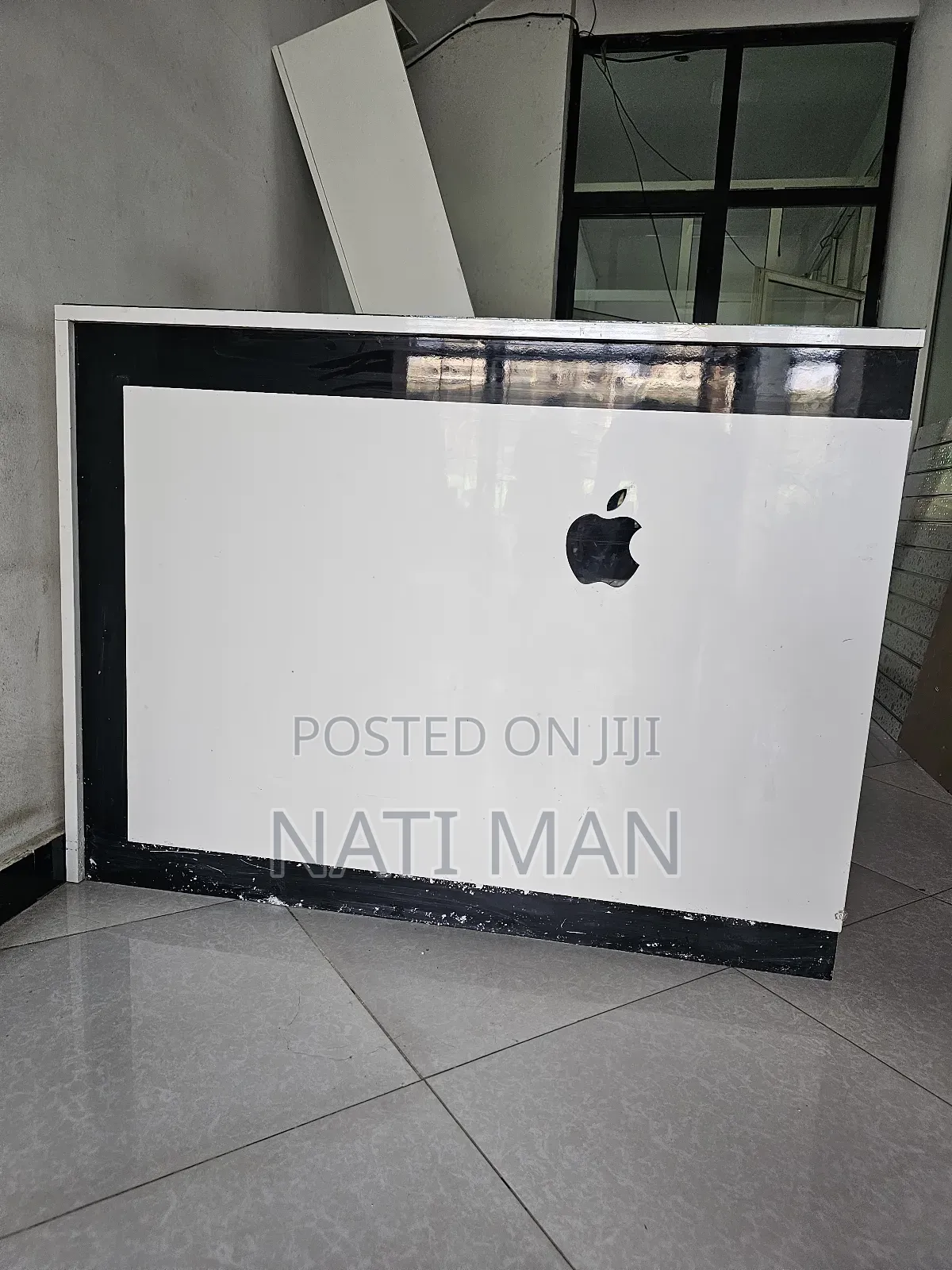 Table for Repair or Reception