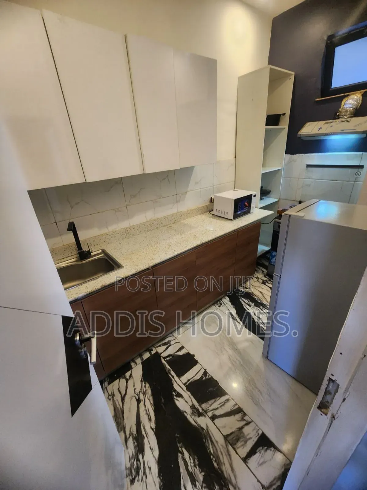 Furnished 2bdrm Apartment in Bole for rent