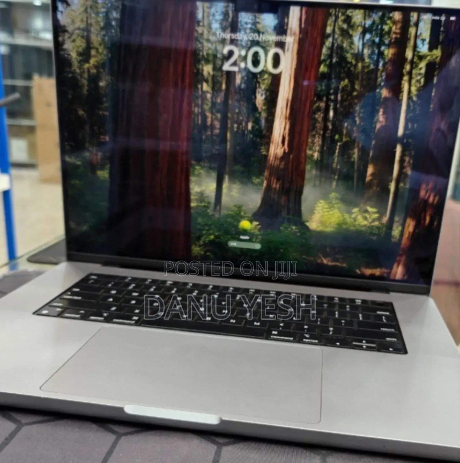 New Laptop Apple MacBook Pro 16GB Apple M1 SSD 512GB