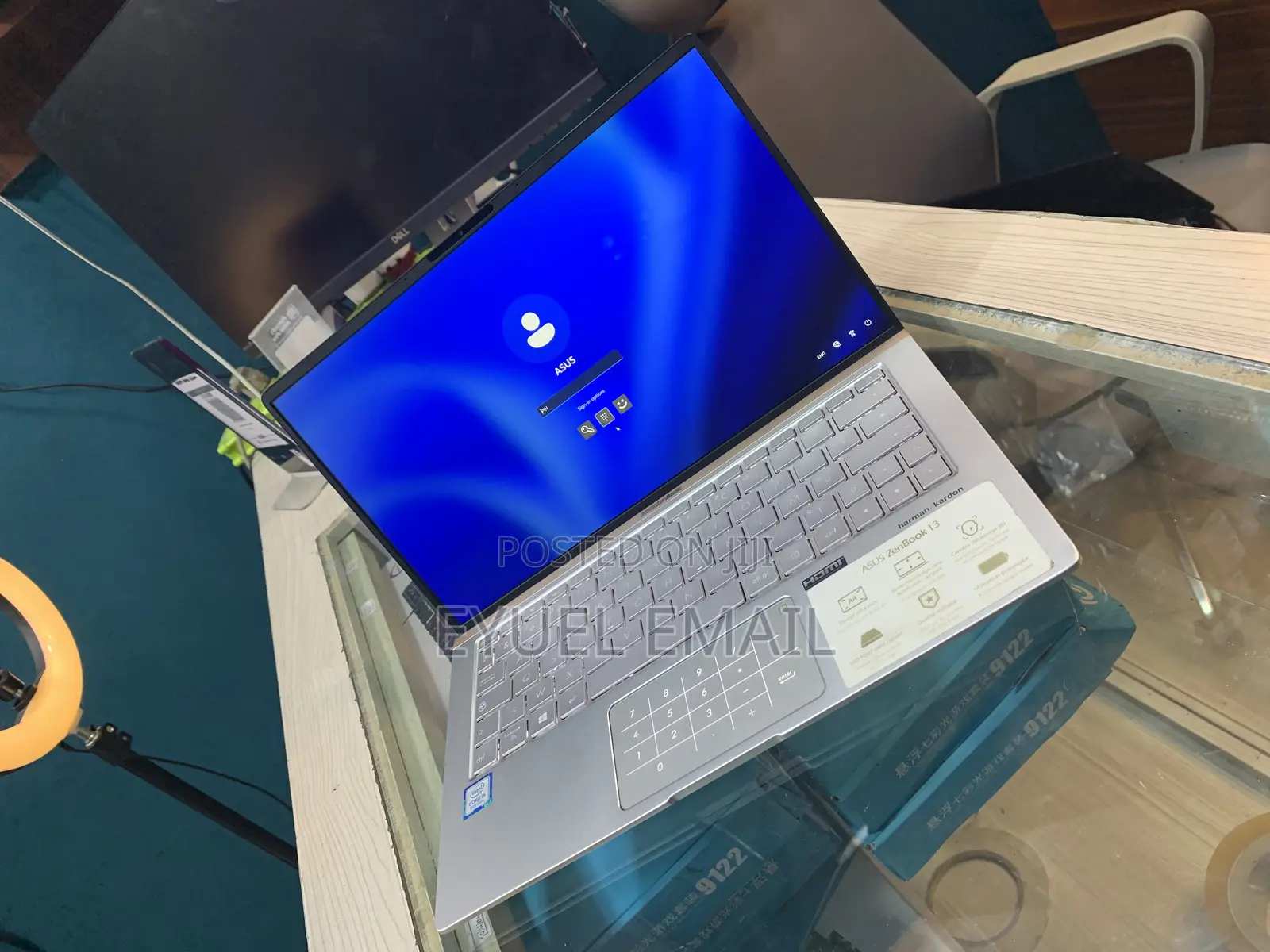 Laptop Asus ZenBook 13 UX331UN 8GB Intel Core I5 SSD 256GB