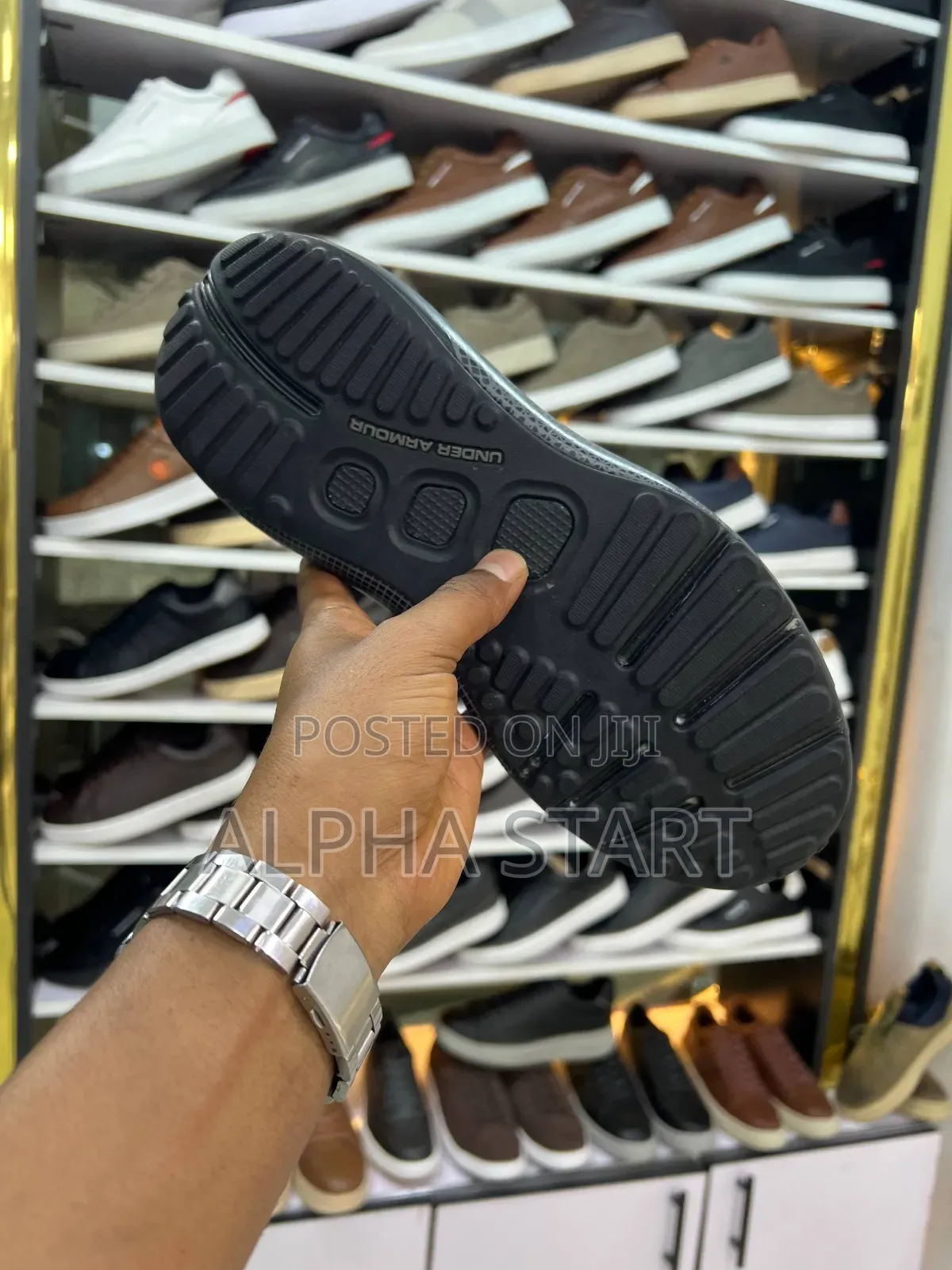 Under Armour Blake High Master Quality Smooth Runs Sneakers for Man's