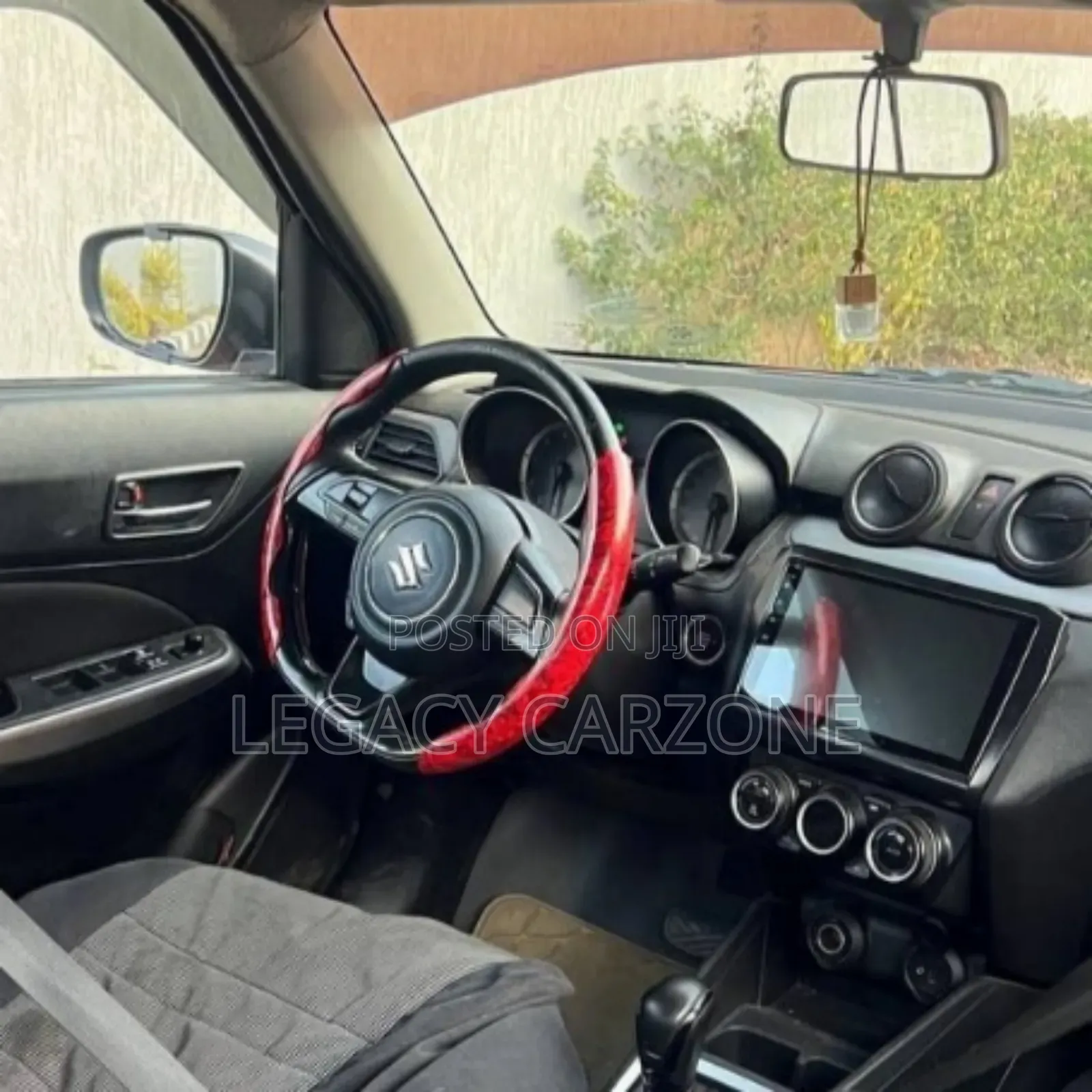 Suzuki Swift 2021 Red