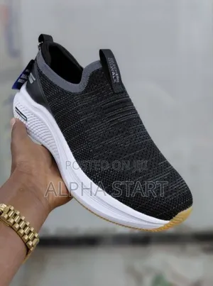 New Arrival Comfortable Skechers Oiglo Made in Vietnam Man's