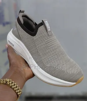 New Arrival Comfortable Skechers Oiglo Made in Vietnam Man's