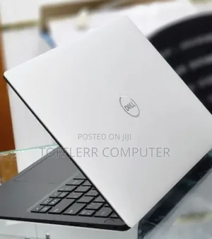 New Laptop Dell XPS 15 8GB Intel Core I5 SSD 256GB