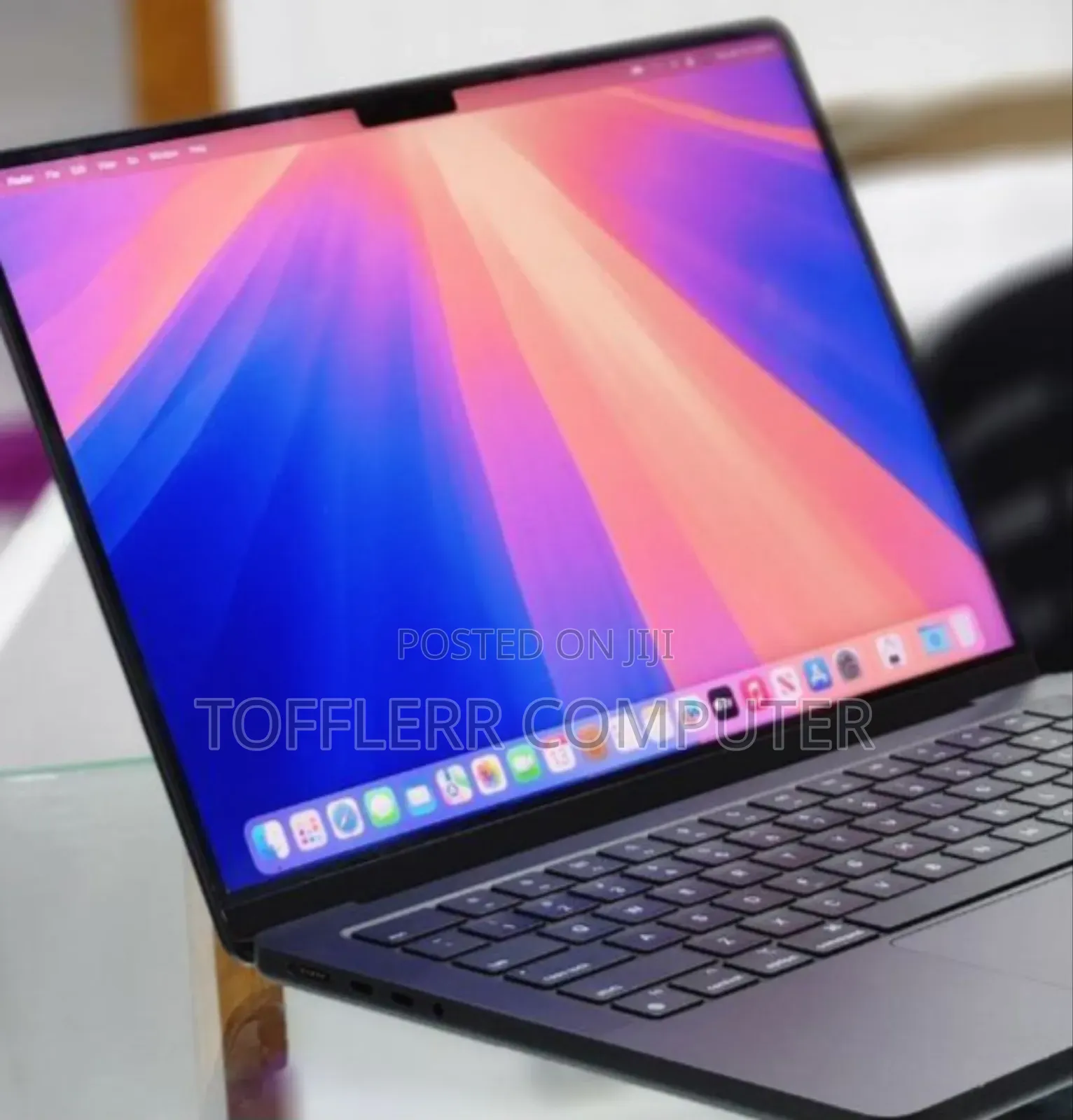 New Laptop Apple MacBook Pro M1 16GB Apple M1 Pro SSD 512GB