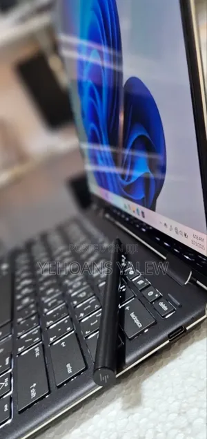 New Laptop HP Spectre X360 16GB Intel Core I7 SSD 1T