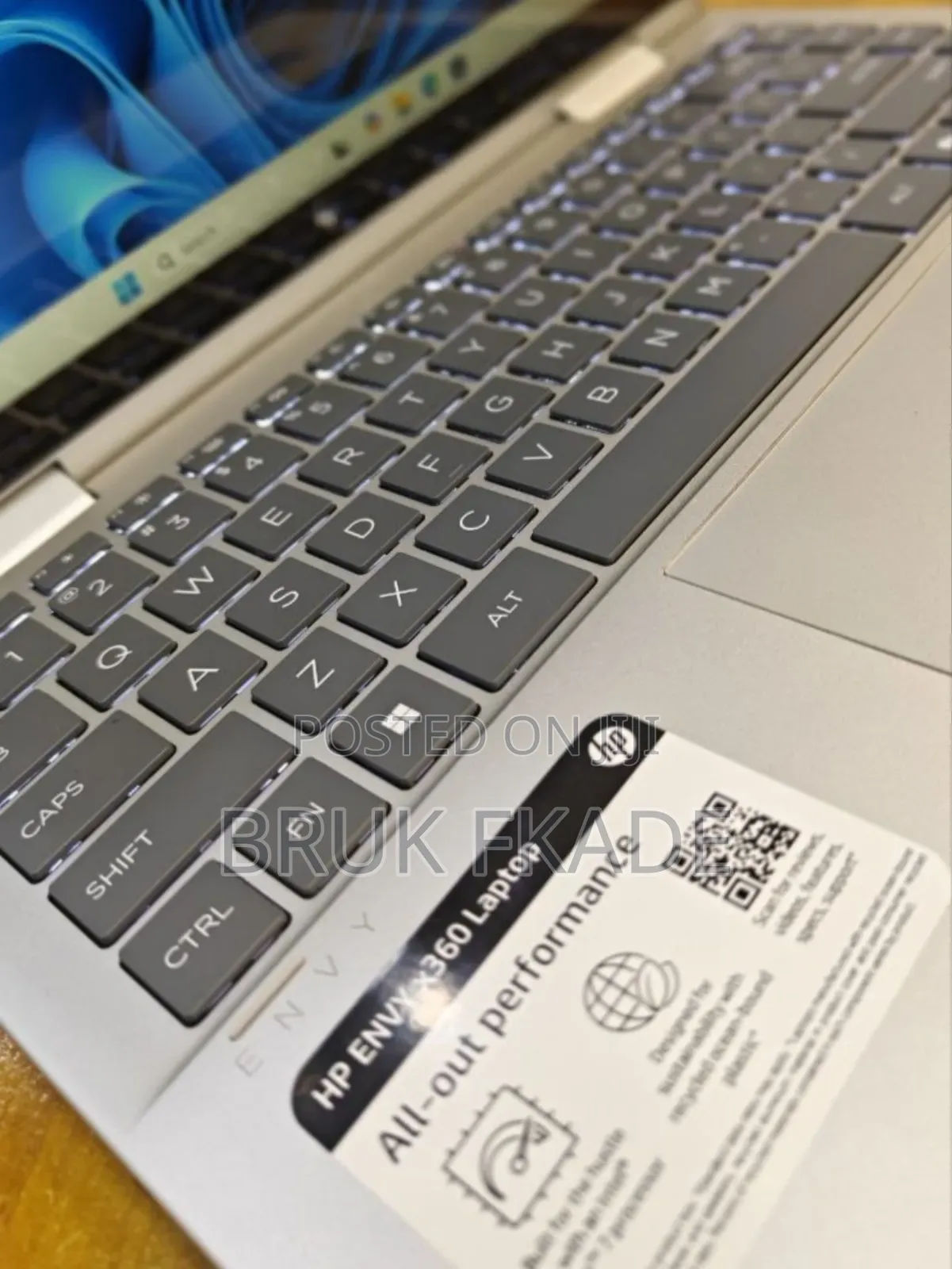 New Laptop HP Envy X360 16GB SSD 512GB