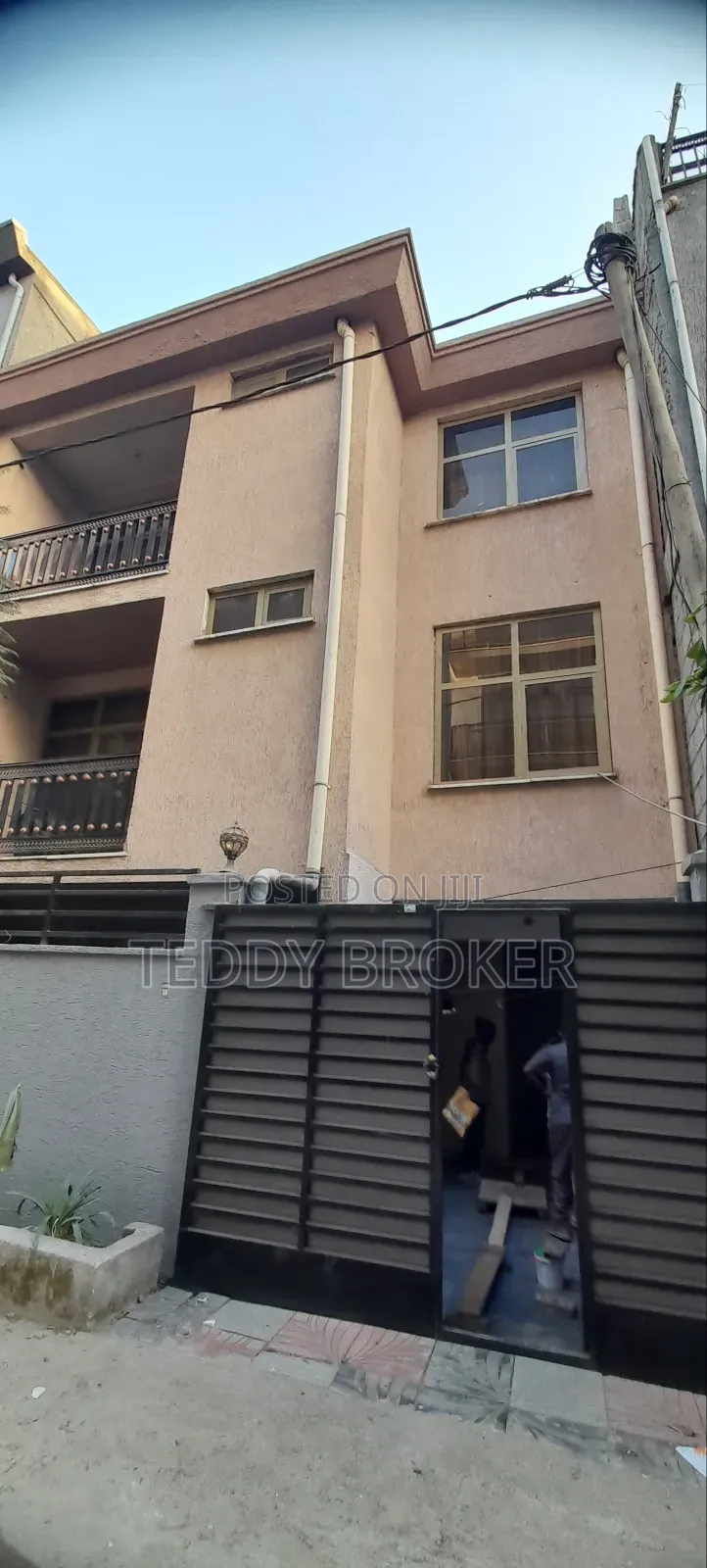 5bdrm House in Haile Garment, Nifas Silk-Lafto for sale