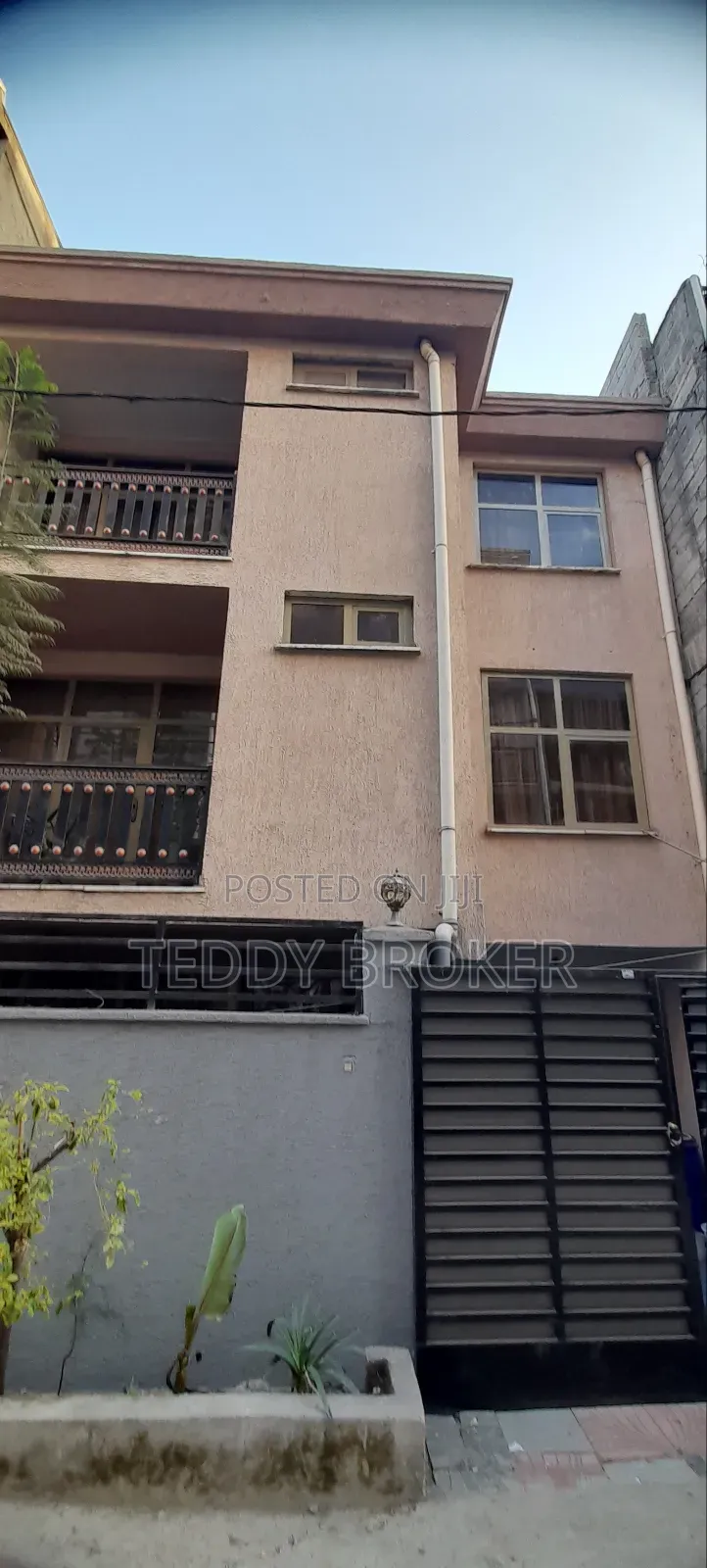 5bdrm House in Haile Garment, Nifas Silk-Lafto for sale