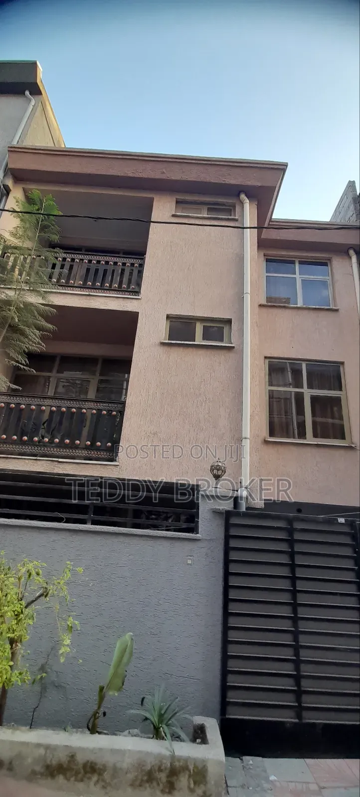 5bdrm House in Haile Garment, Nifas Silk-Lafto for sale