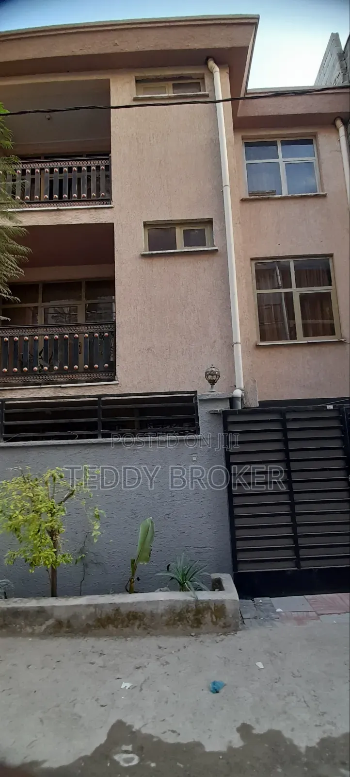 5bdrm House in Haile Garment, Nifas Silk-Lafto for sale