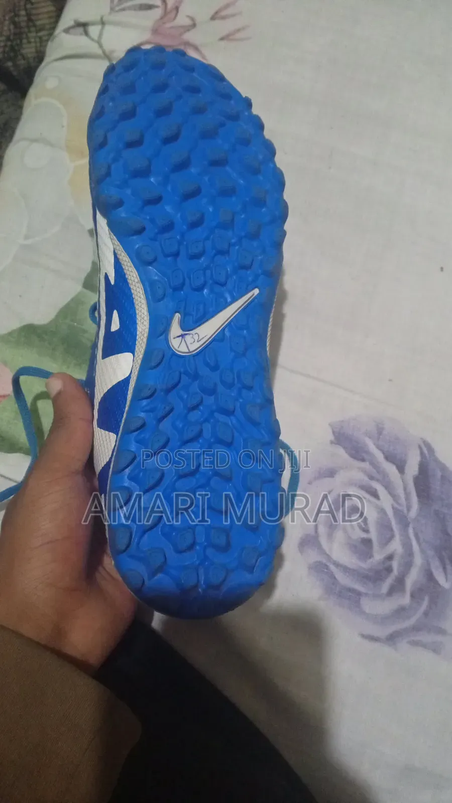 ቶርሽን ታኬታ ጫማ