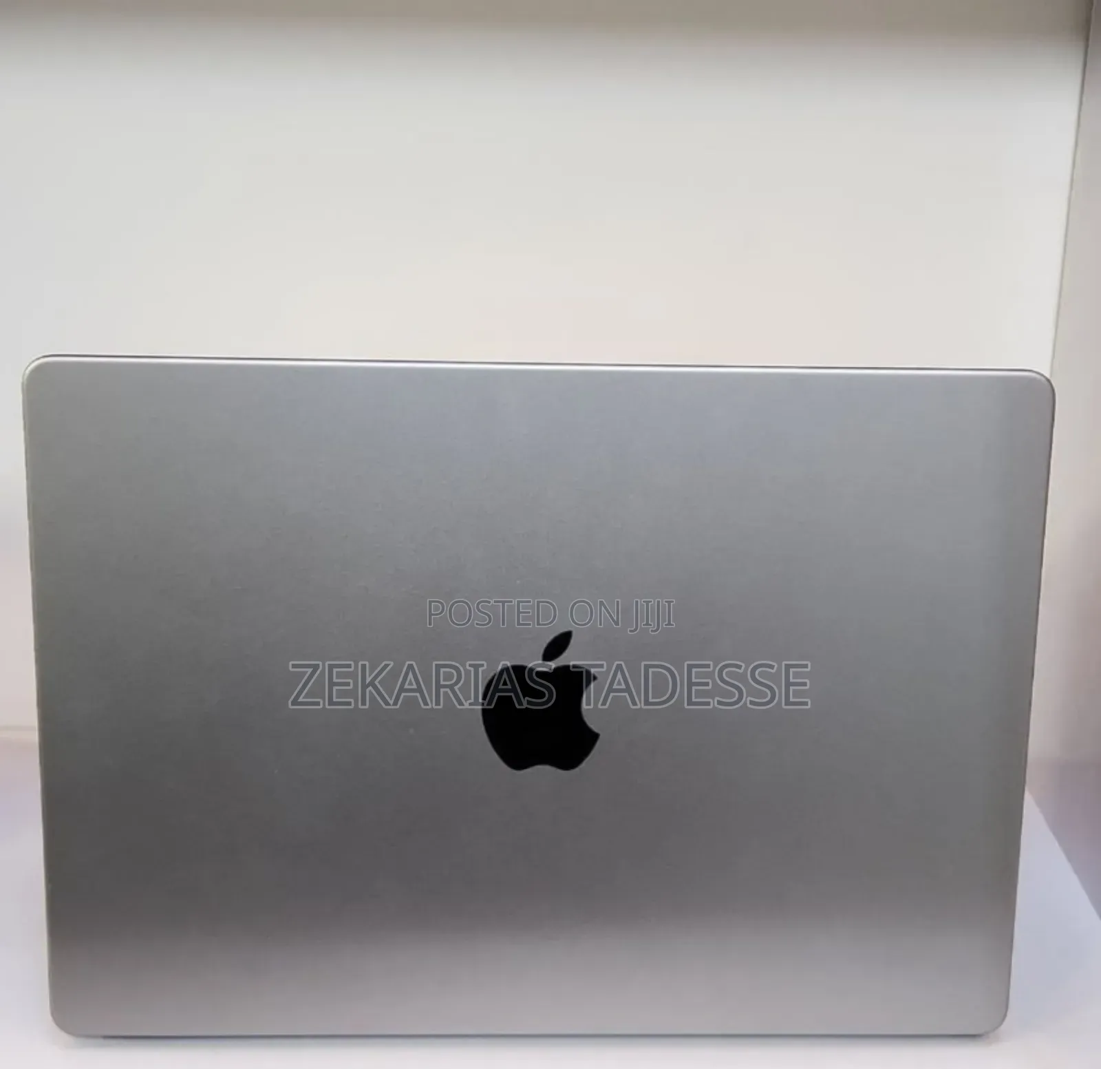 New Laptop Apple MacBook Pro M1 16GB Apple M1 SSD 512GB