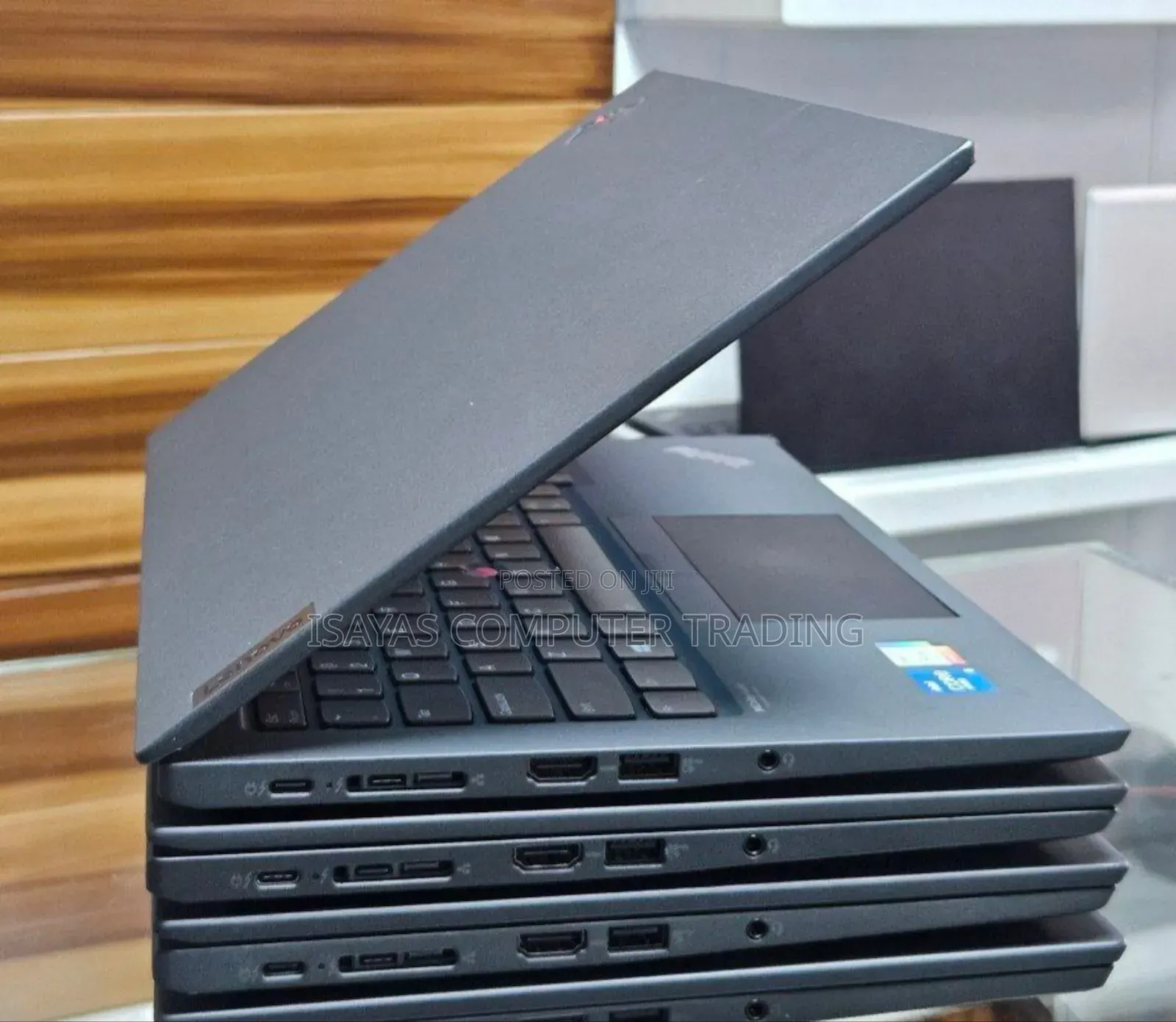 New Laptop Lenovo ThinkPad T14 16GB Intel Core I7 SSD 512GB