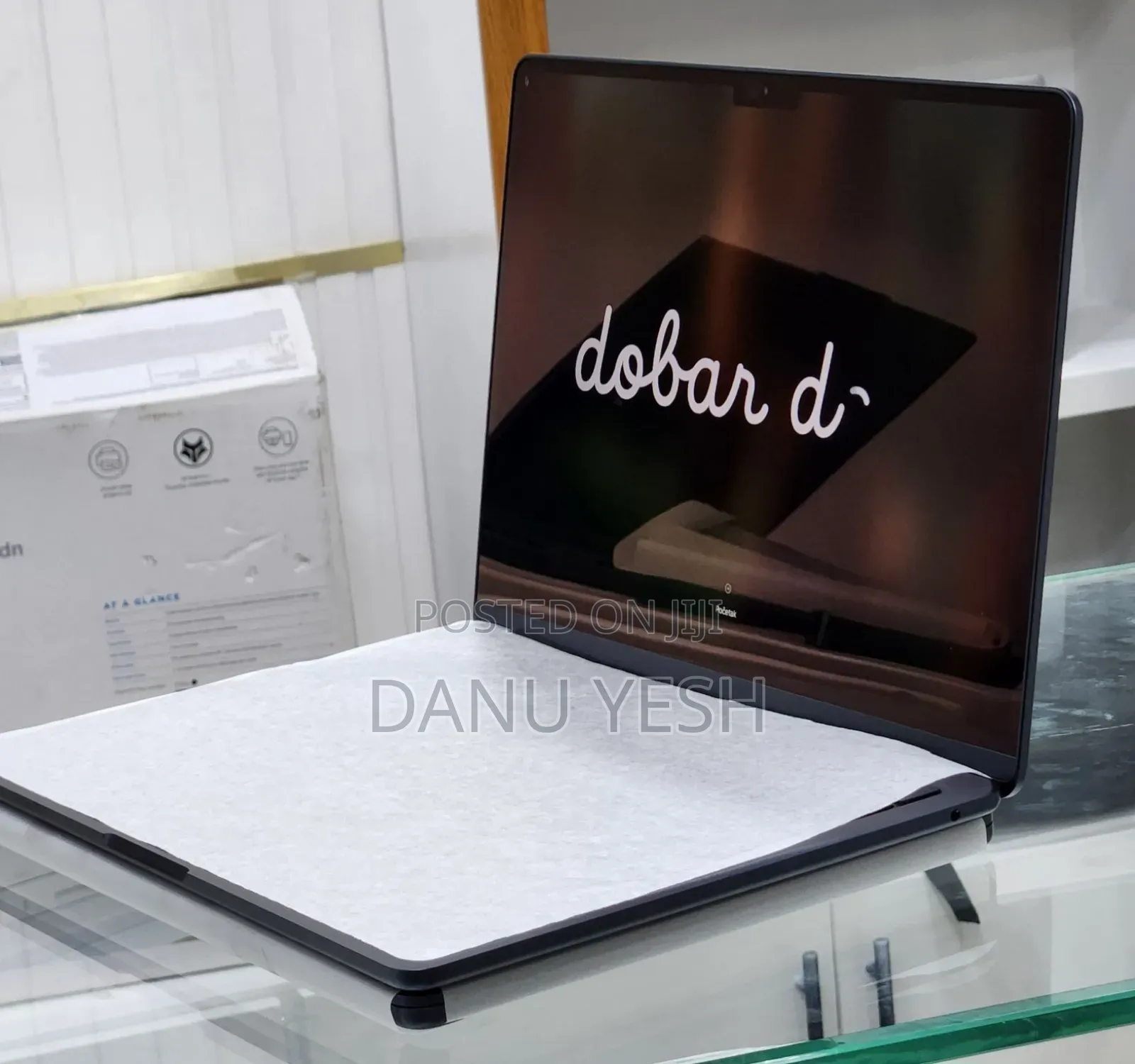 New Laptop Apple MacBook Air 2024 M3 13-Inch 16GB Apple M4 SSD 256GB