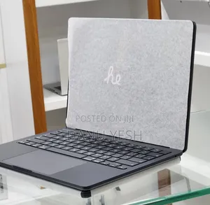 New Laptop Apple MacBook Air 2024 M3 13-Inch 16GB Apple M4 SSD 256GB