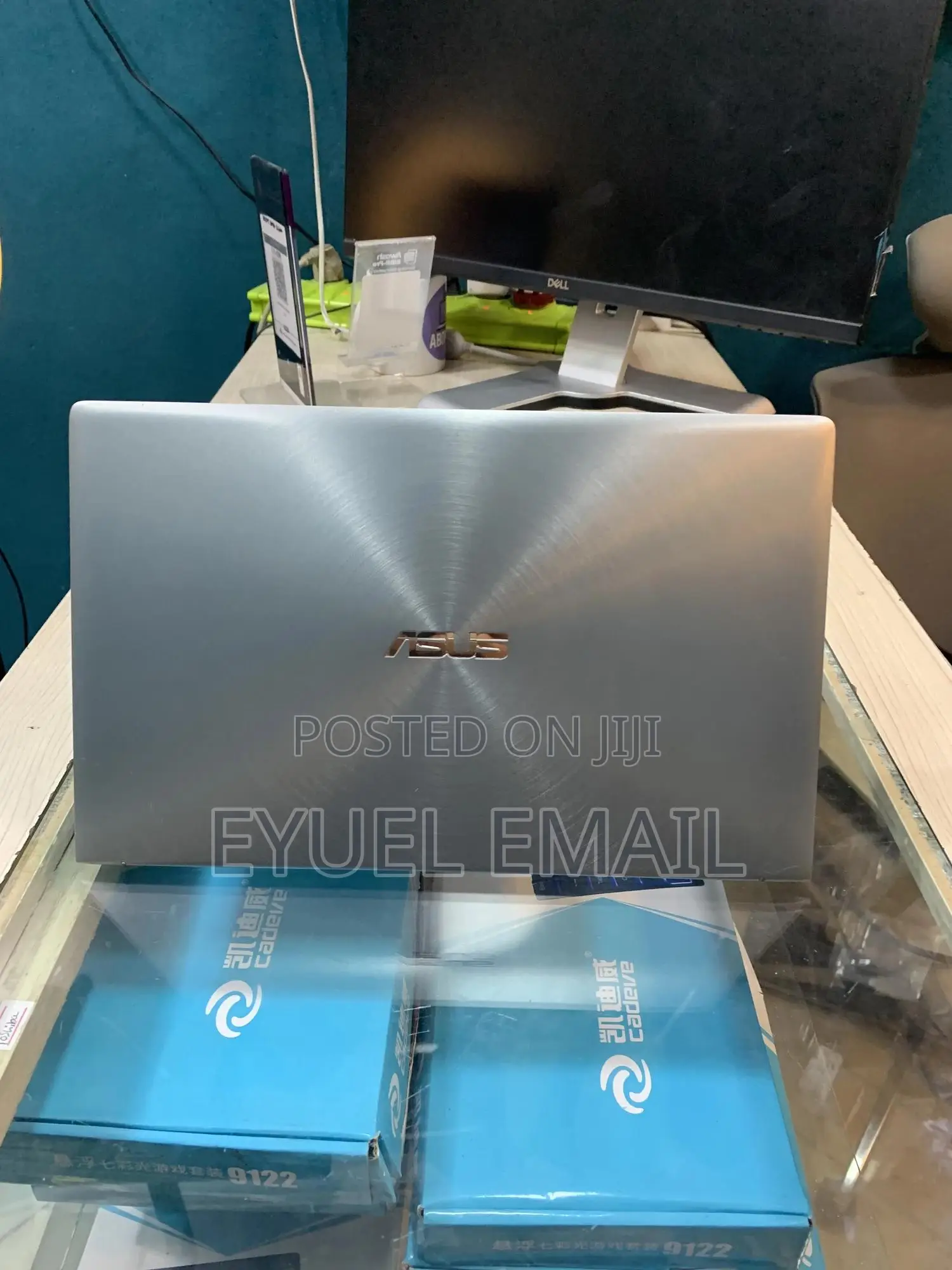 Laptop Asus ZenBook 13 UX331UN 8GB Intel Core I5 SSD 256GB